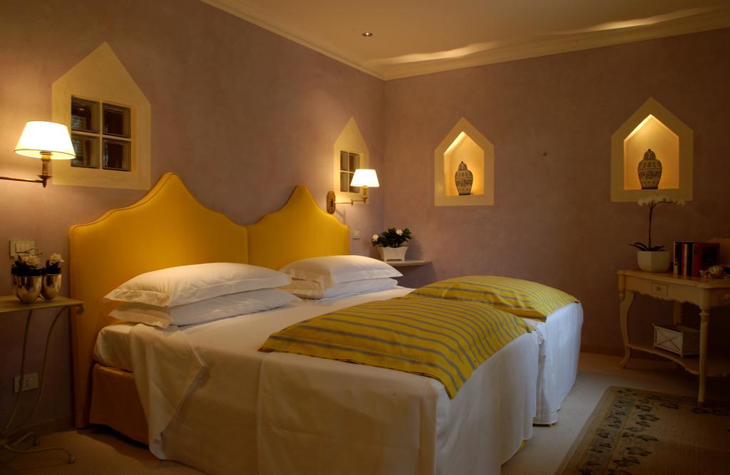 Charming Hotel Dei Chiostri Follina Bagian luar foto