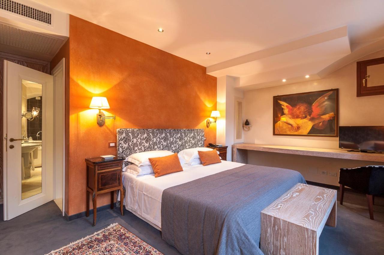 Charming Hotel Dei Chiostri Follina Bagian luar foto